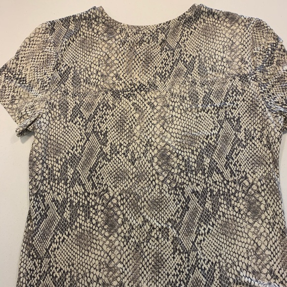 Aritzia Snake Tee - Picture 5 of 6